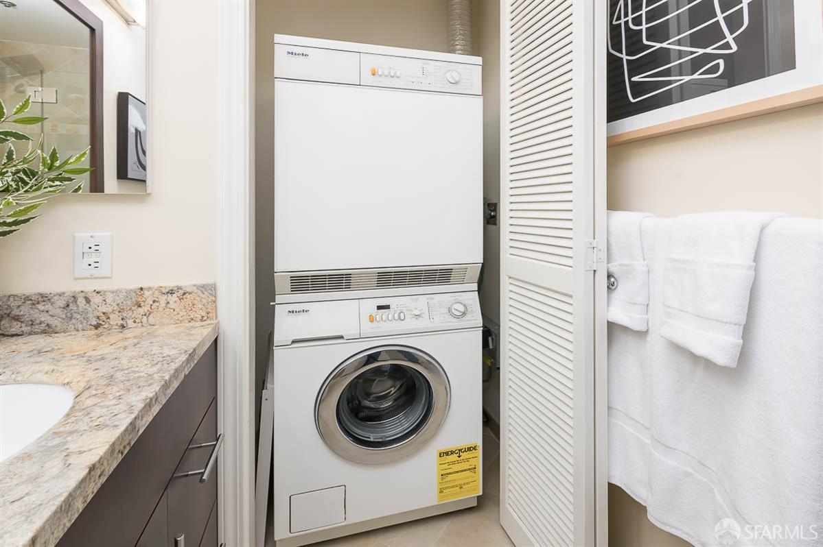 1362 Vallejo Street # C