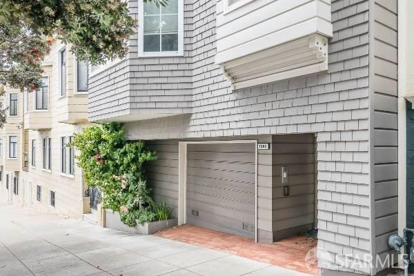 1362 Vallejo Street # C