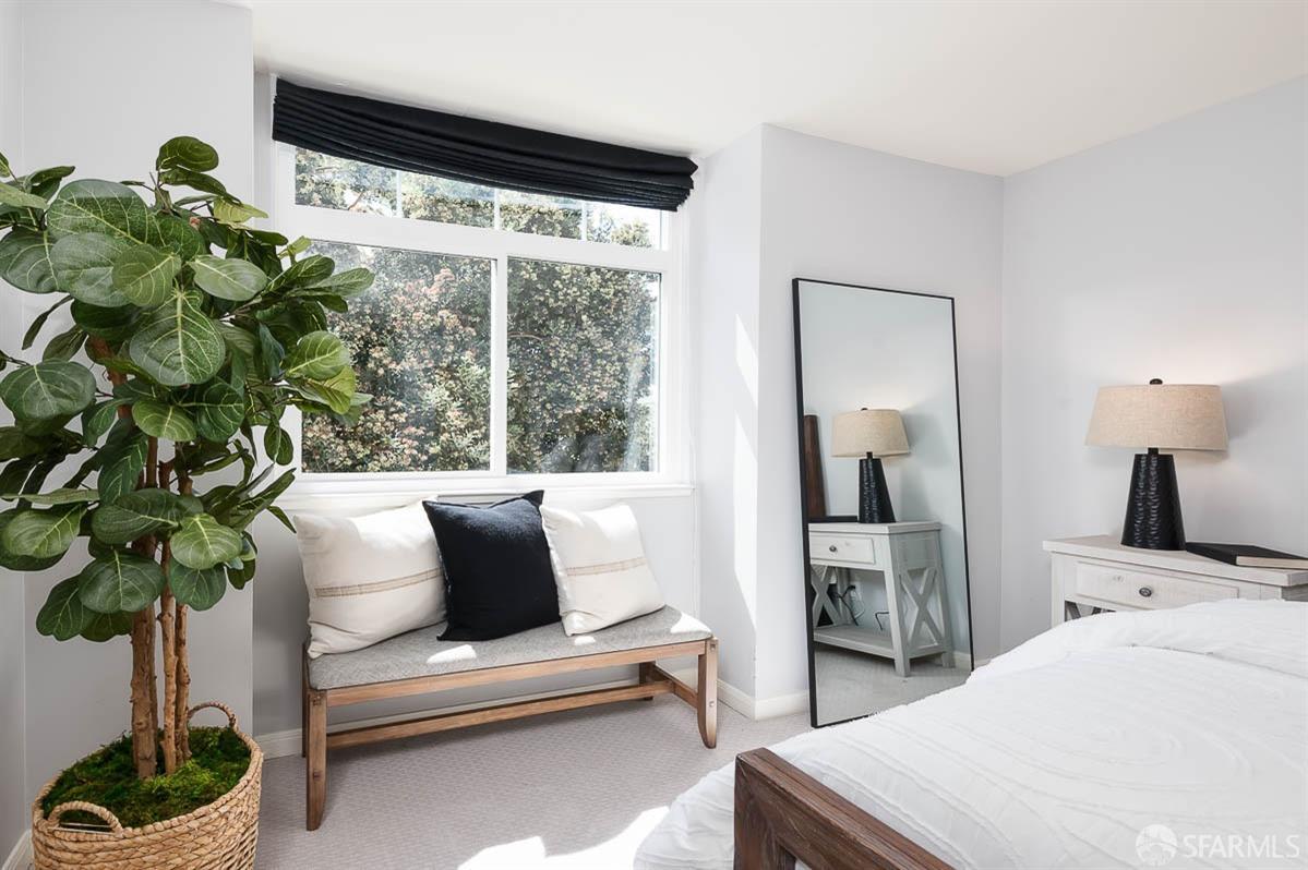 1362 Vallejo Street # C