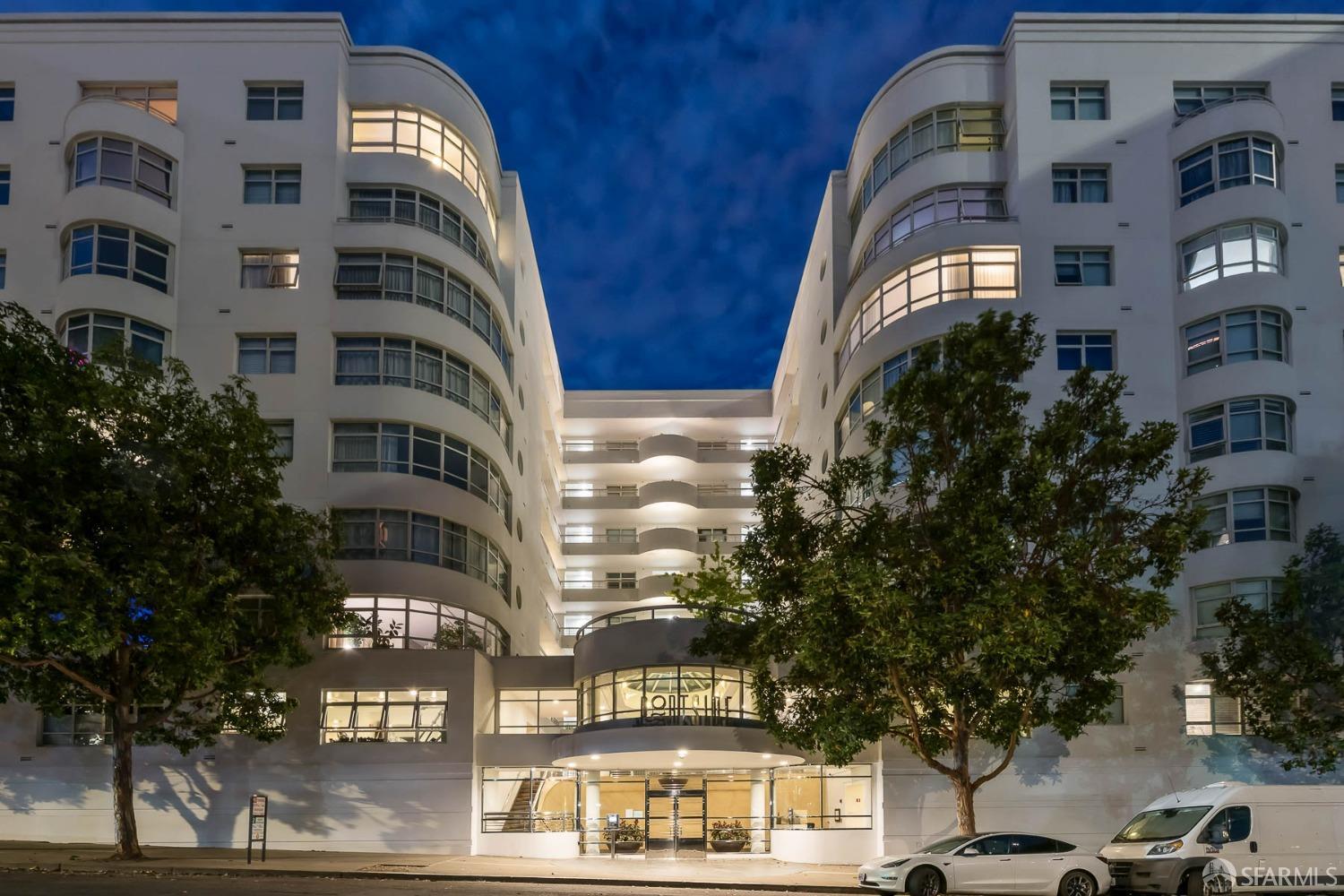 403 Main Street # 512N