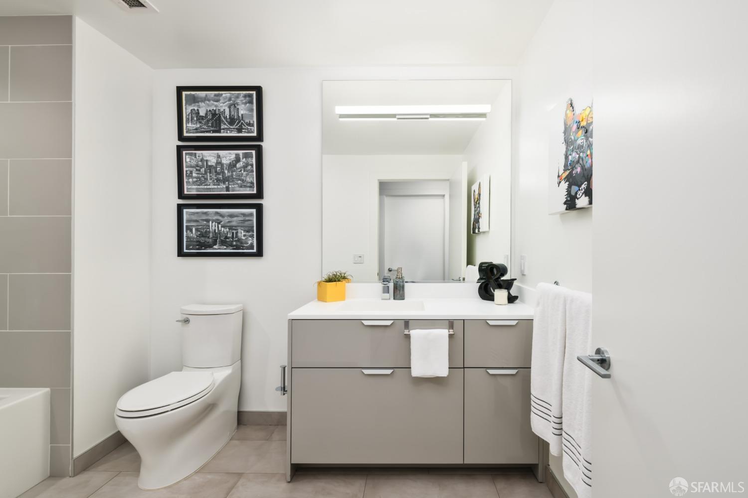 1000 3rd Street # 913A