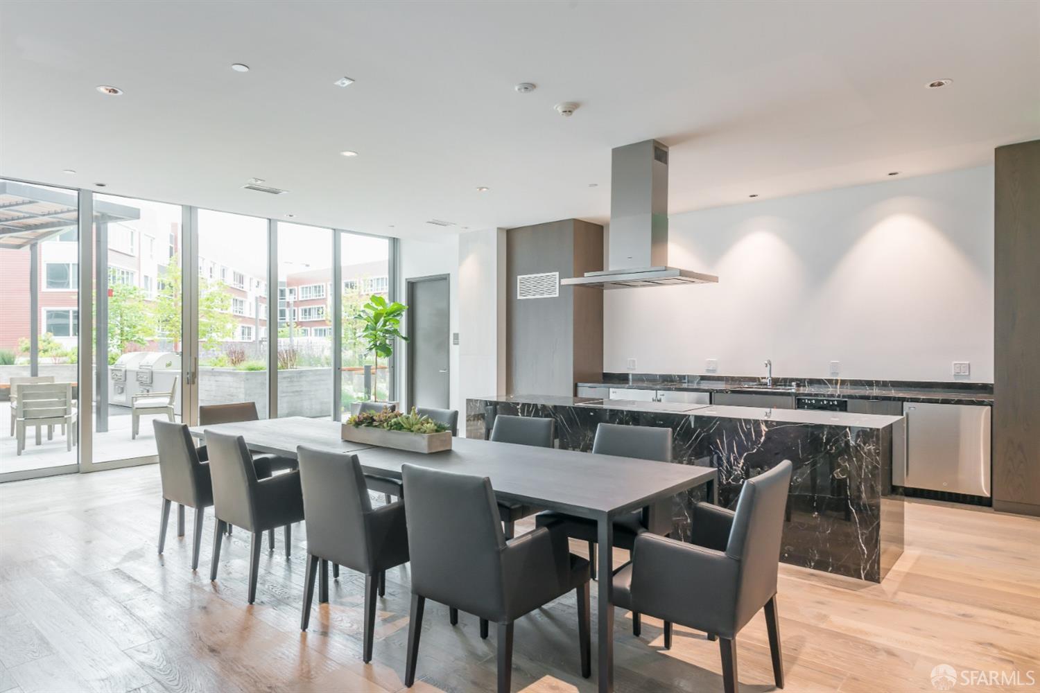 1000 3rd Street # 913A