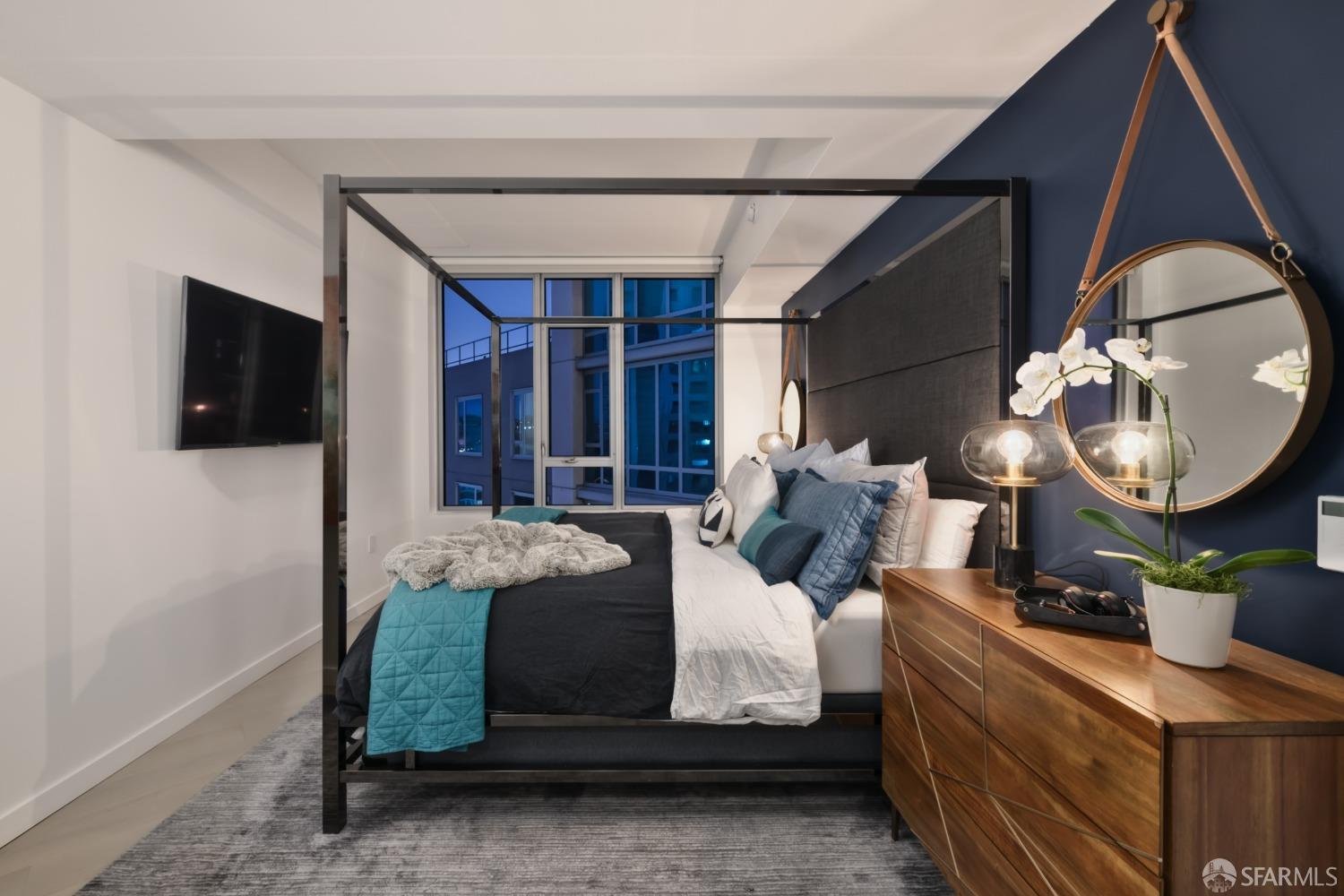 1000 3rd Street # 913A