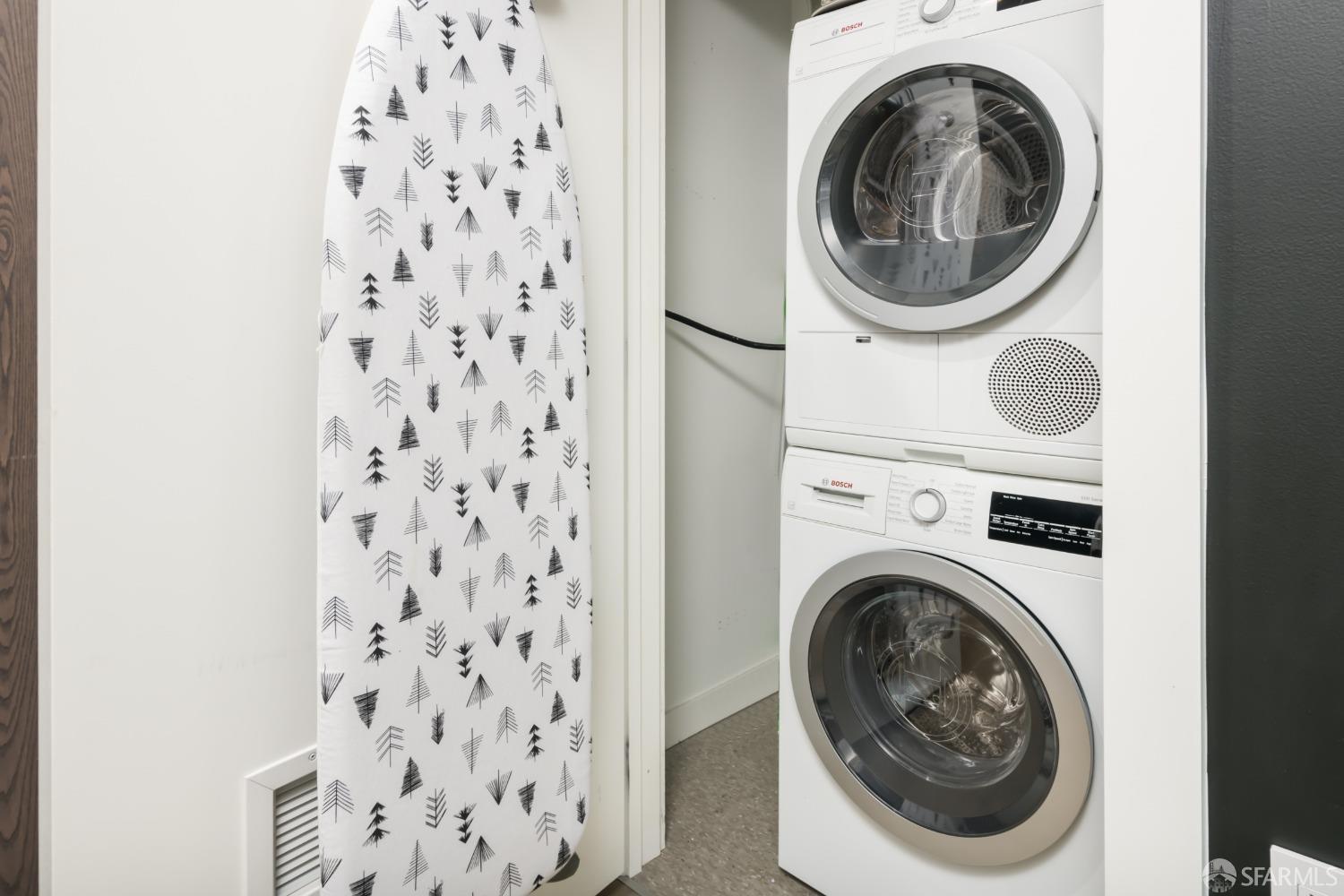 1000 3rd Street # 913A