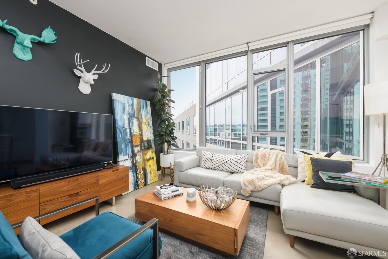 1000 3rd Street # 913A