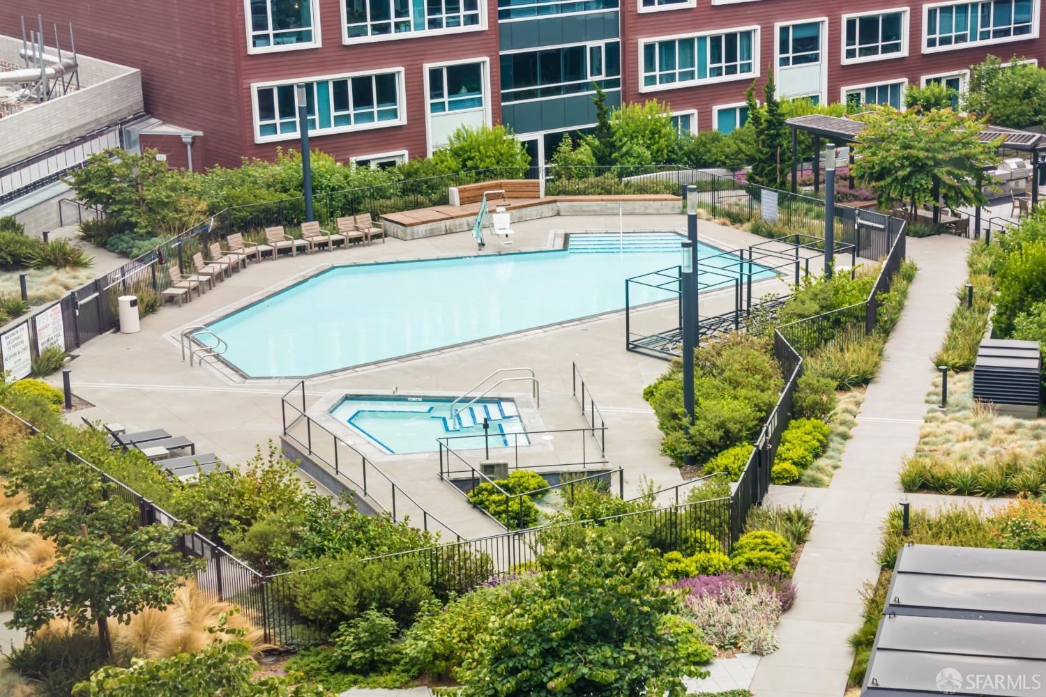 1000 3rd Street # 913A