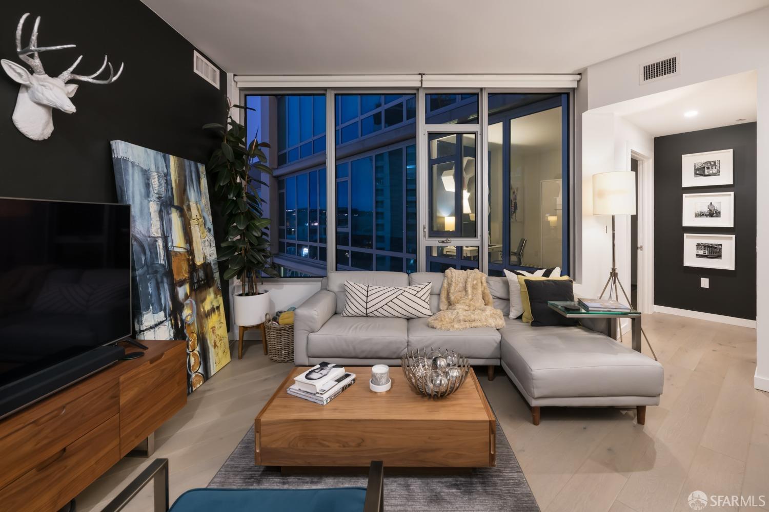 1000 3rd Street # 913A