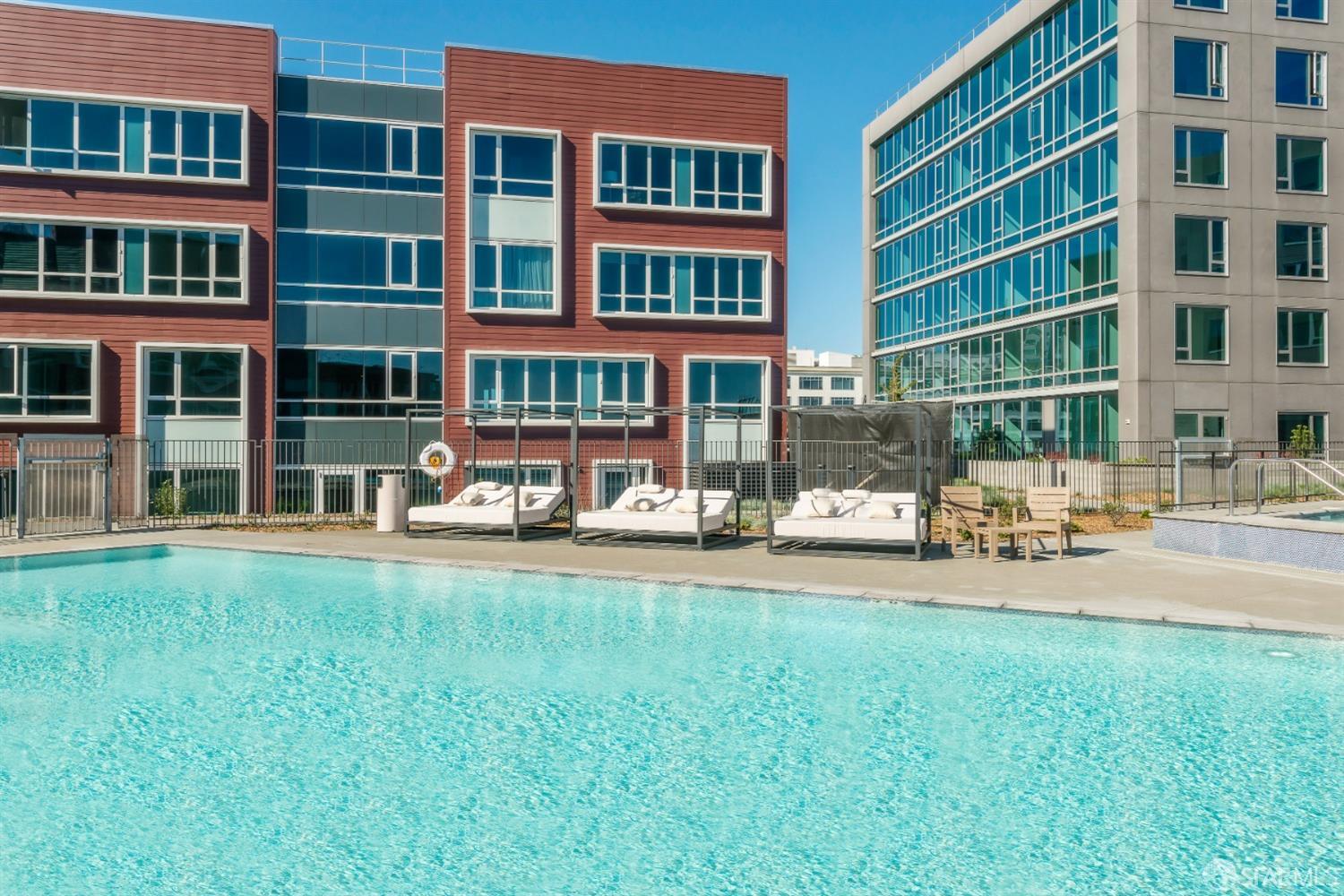 1000 3rd Street # 913A