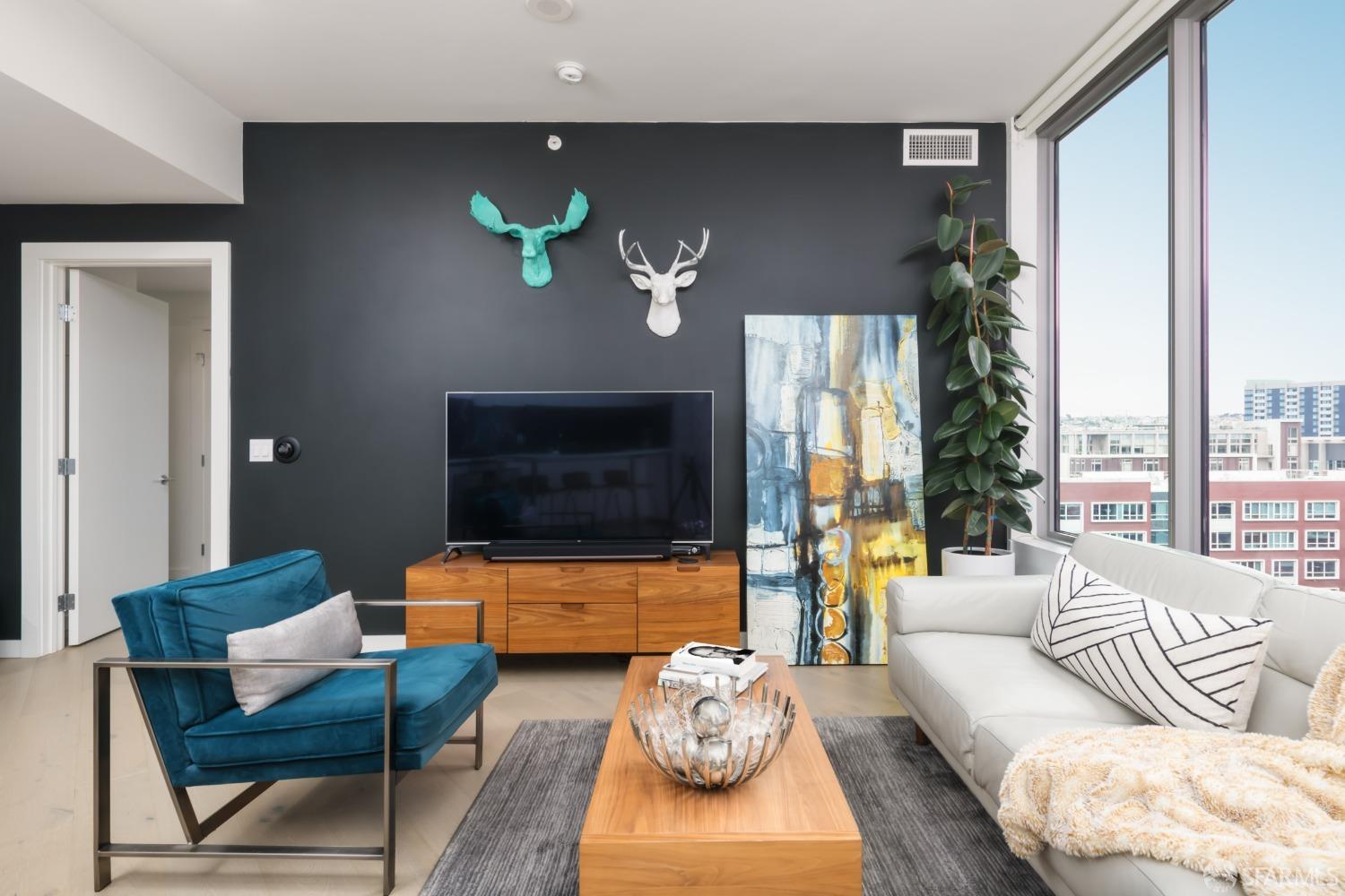 1000 3rd Street # 913A