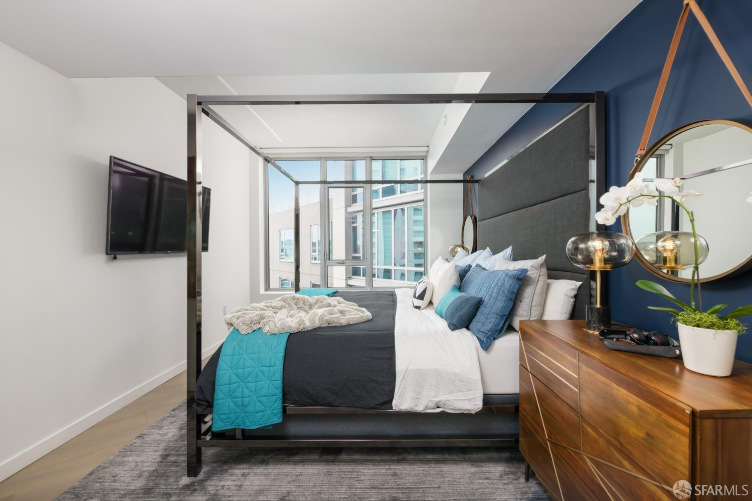 1000 3rd Street # 913A