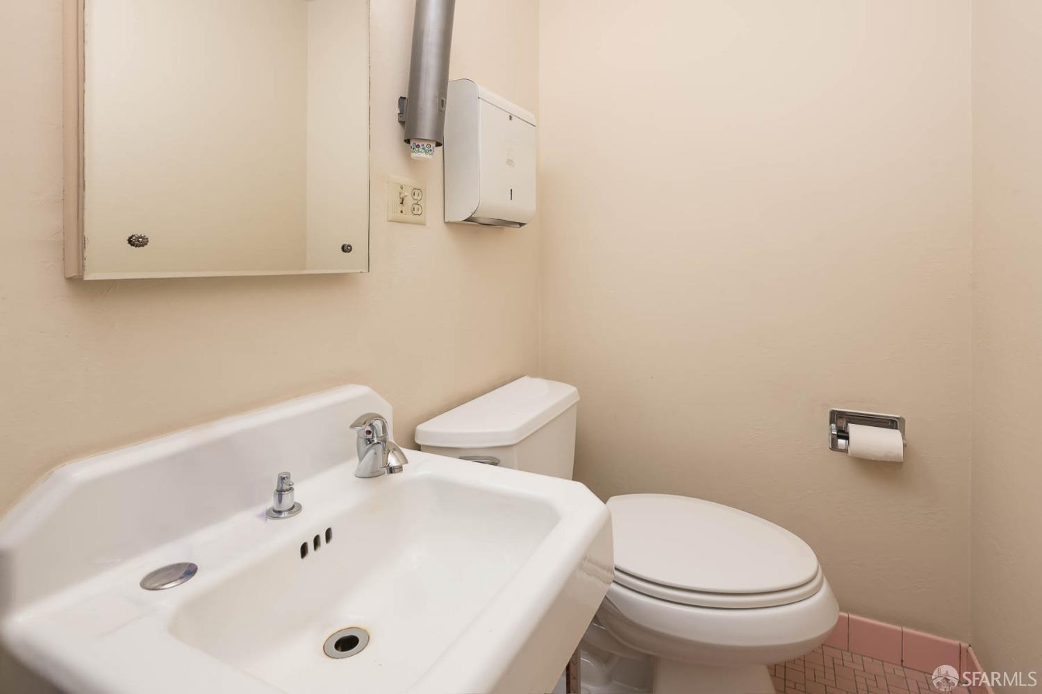 4192-4194 Mission Street