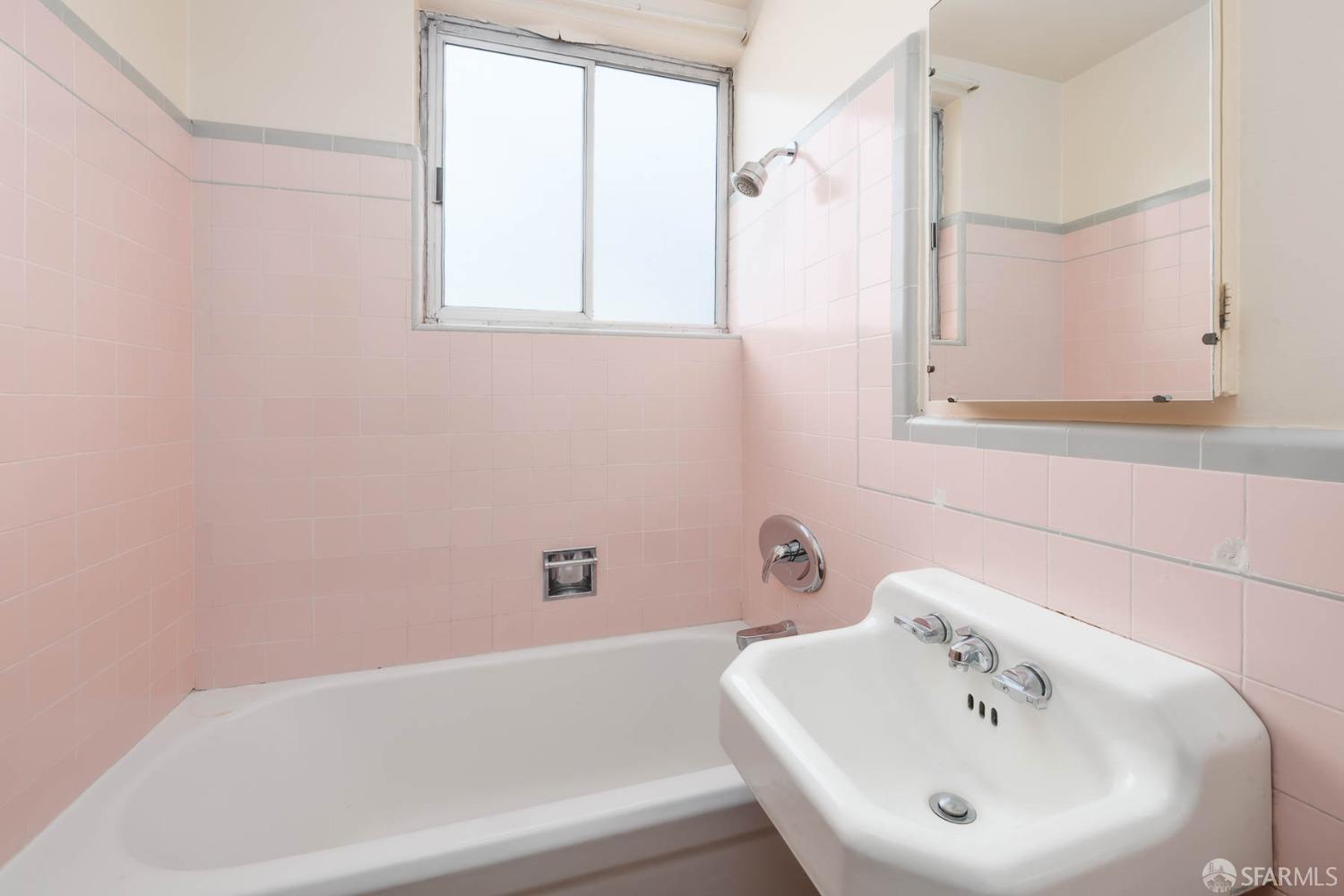 4192-4194 Mission Street