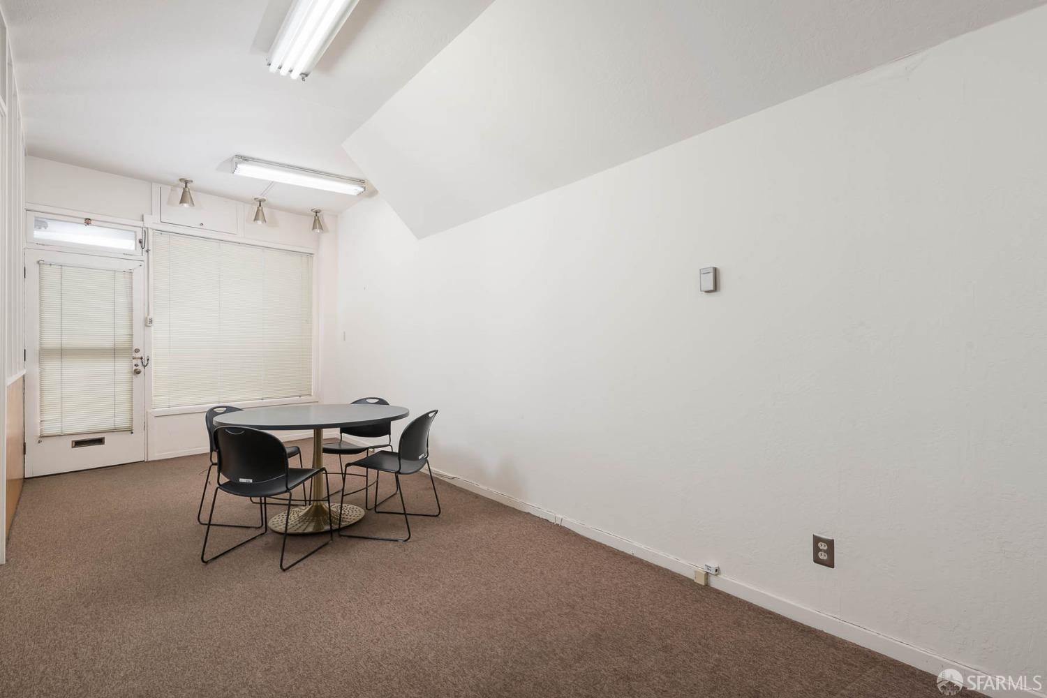 4192-4194 Mission Street