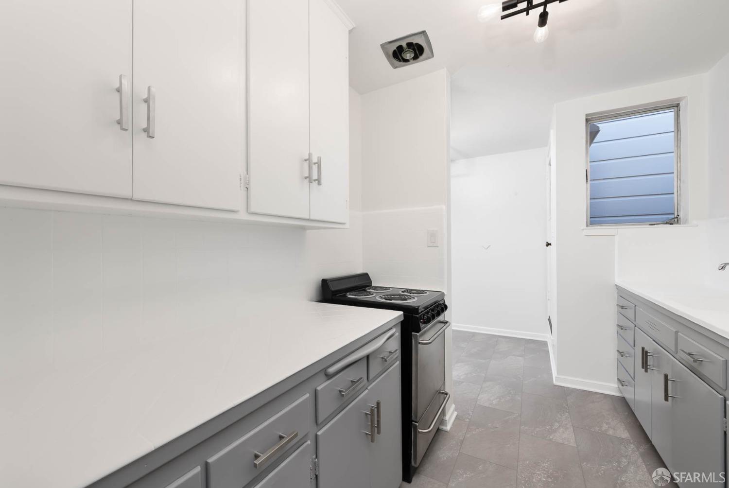 4192-4194 Mission Street