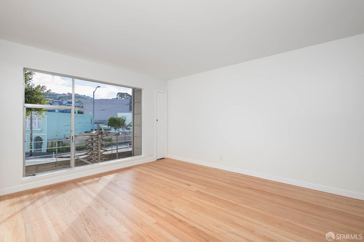 4192-4194 Mission Street