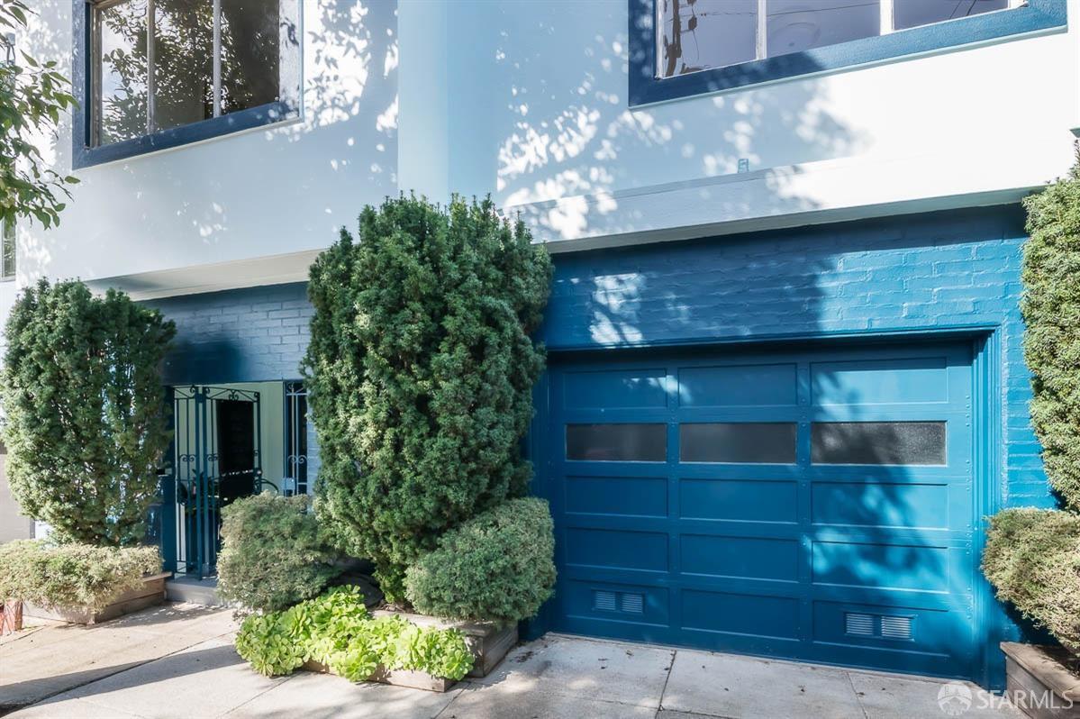 232 Rutledge Street