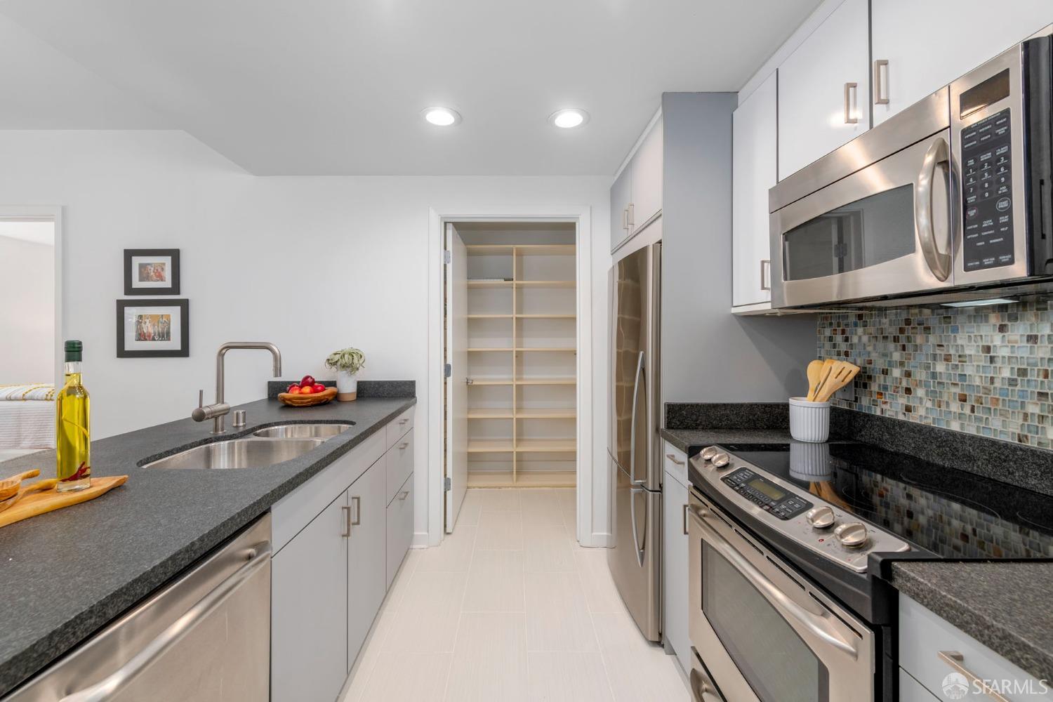 451 Kansas Street # 350