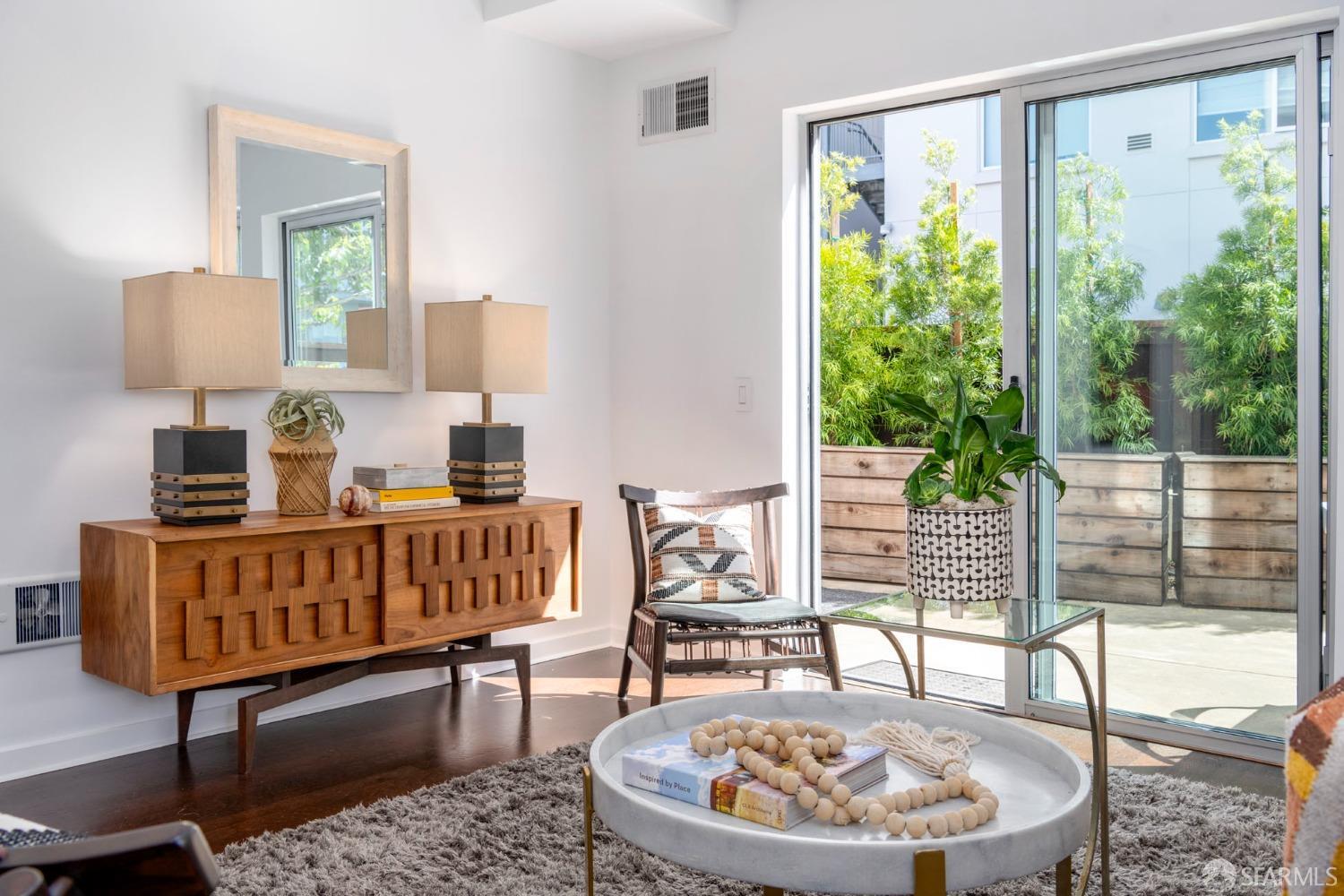 451 Kansas Street # 350