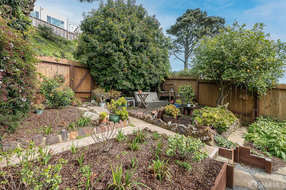 350 Joost Avenue
