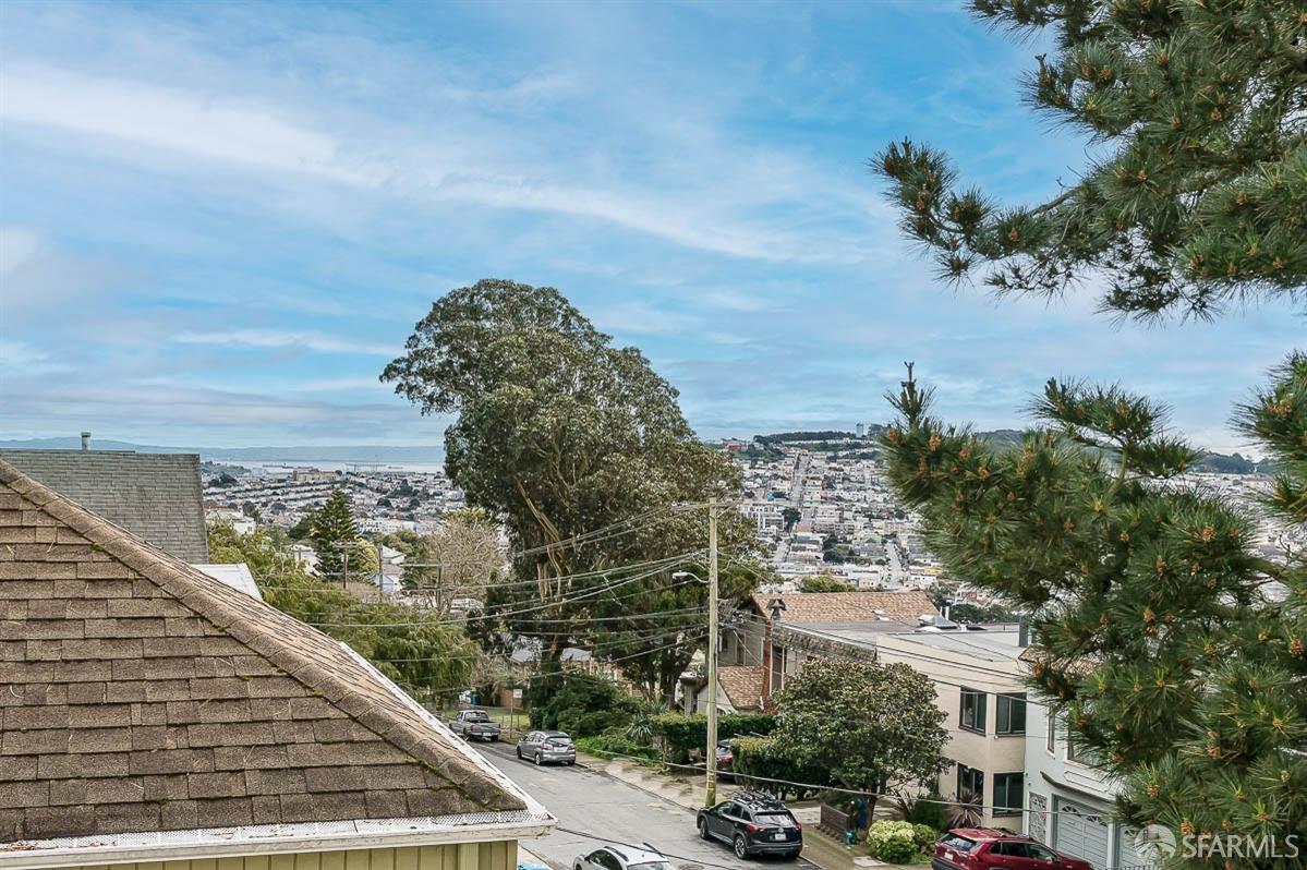 350 Joost Avenue