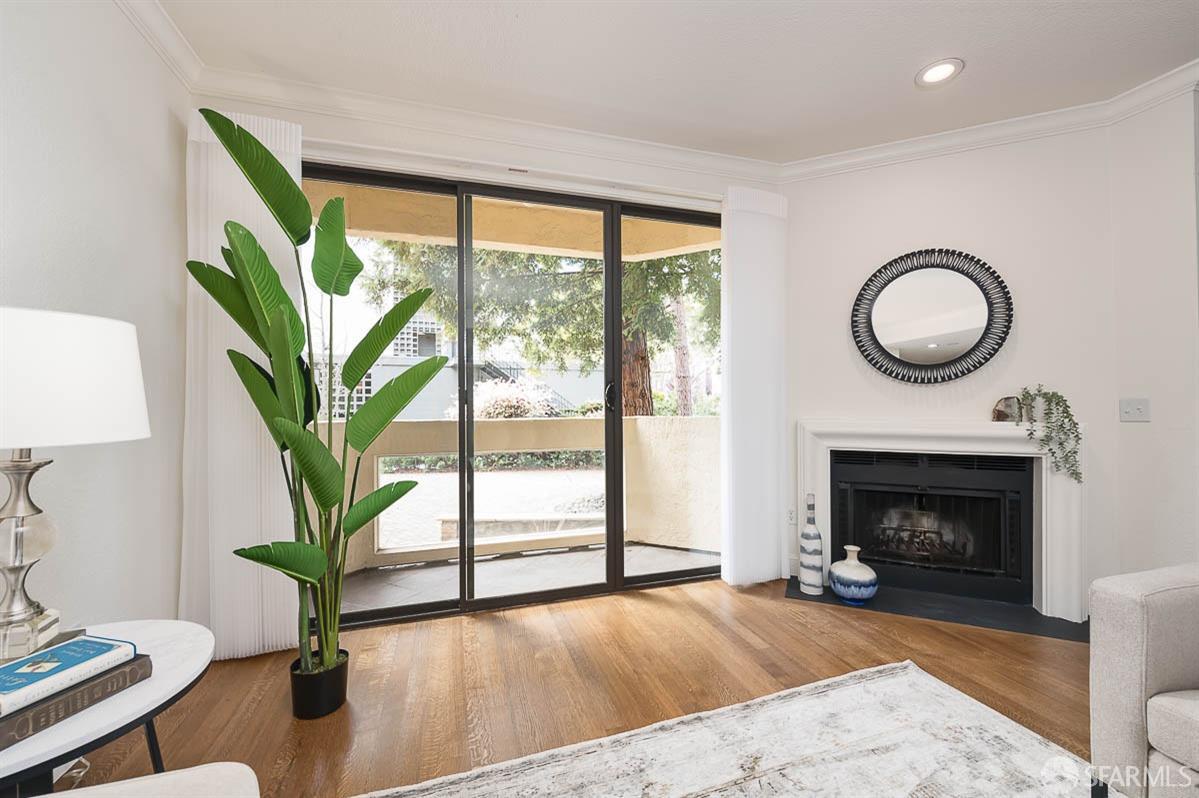 1457 Bellevue Avenue # 6