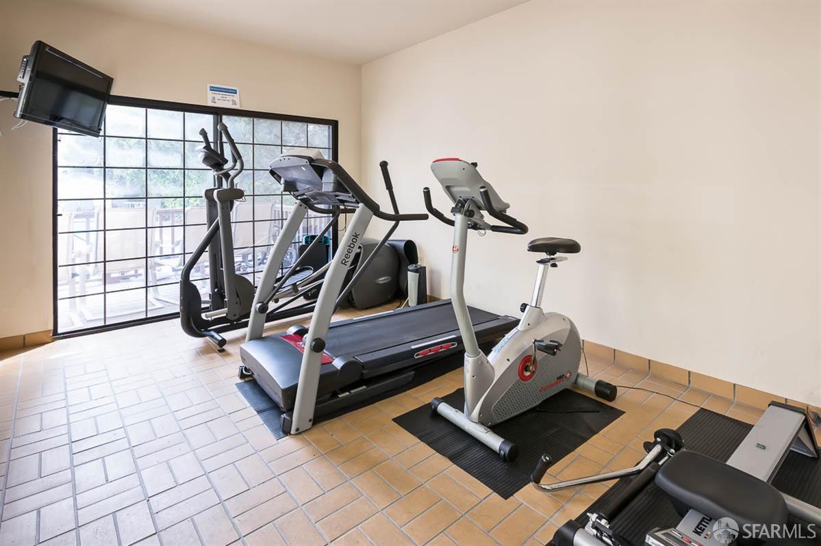 1457 Bellevue Avenue # 6