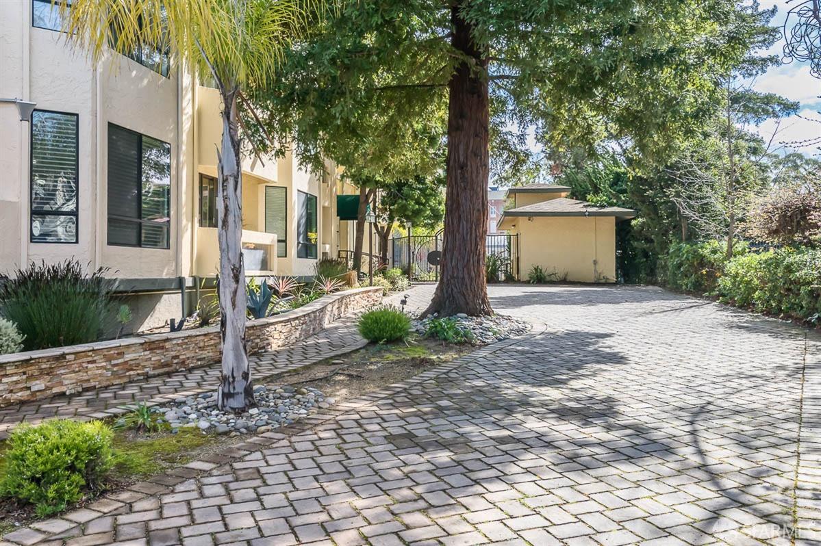 1457 Bellevue Avenue # 6