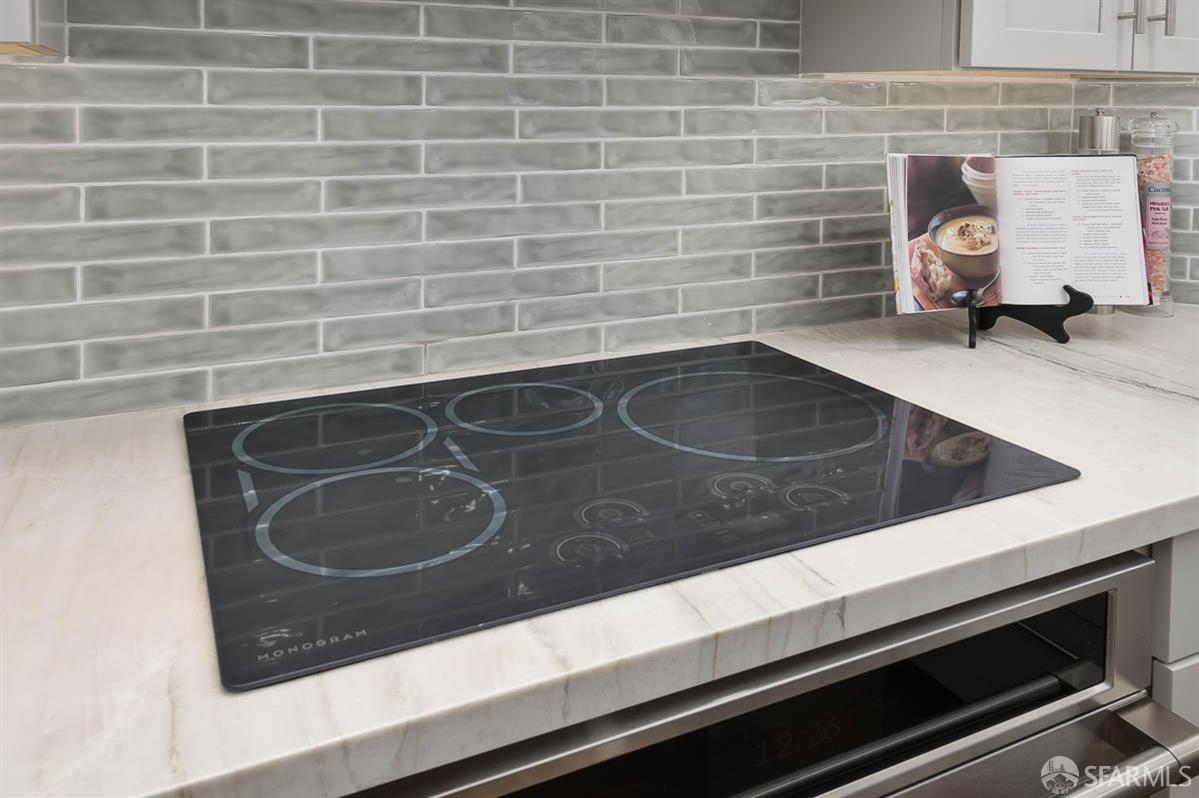 1457 Bellevue Avenue # 6