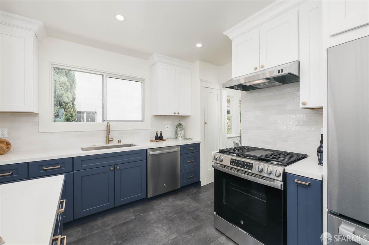 3070 Macarthur Boulevard