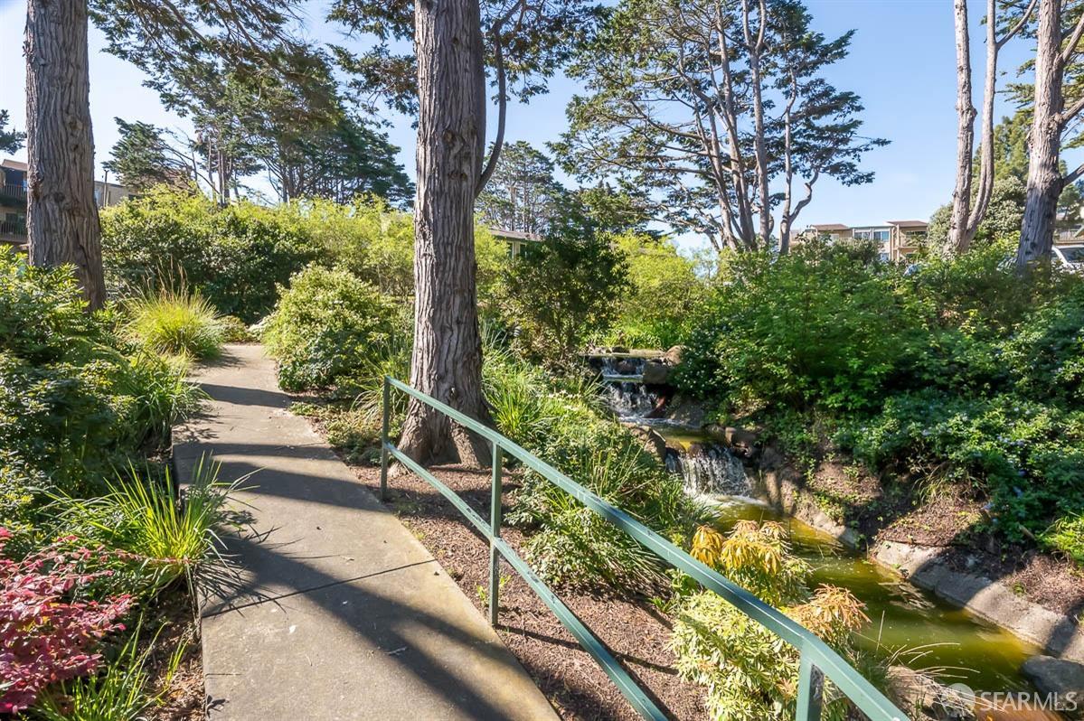 368 Imperial Way # 305