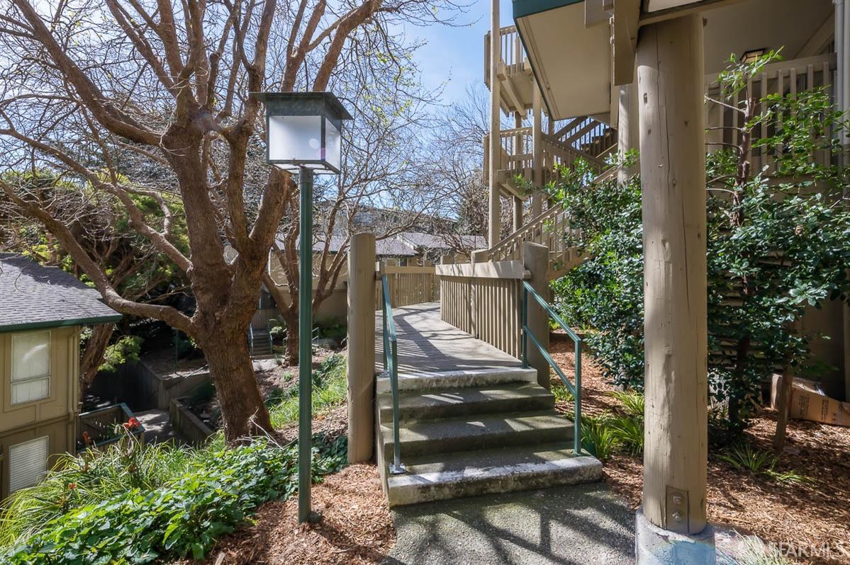 368 Imperial Way # 305