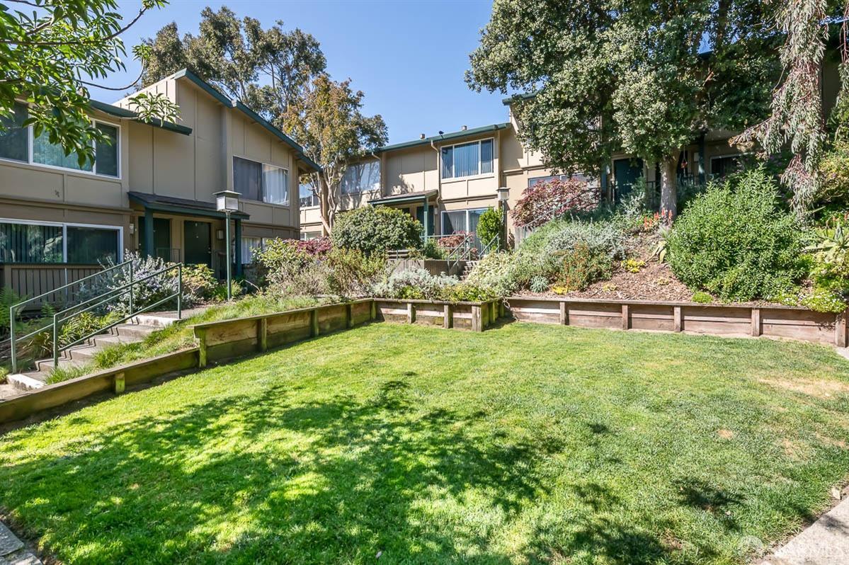 368 Imperial Way # 305