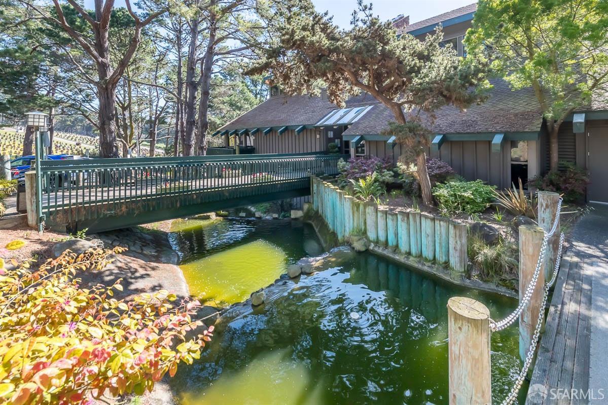 368 Imperial Way # 305