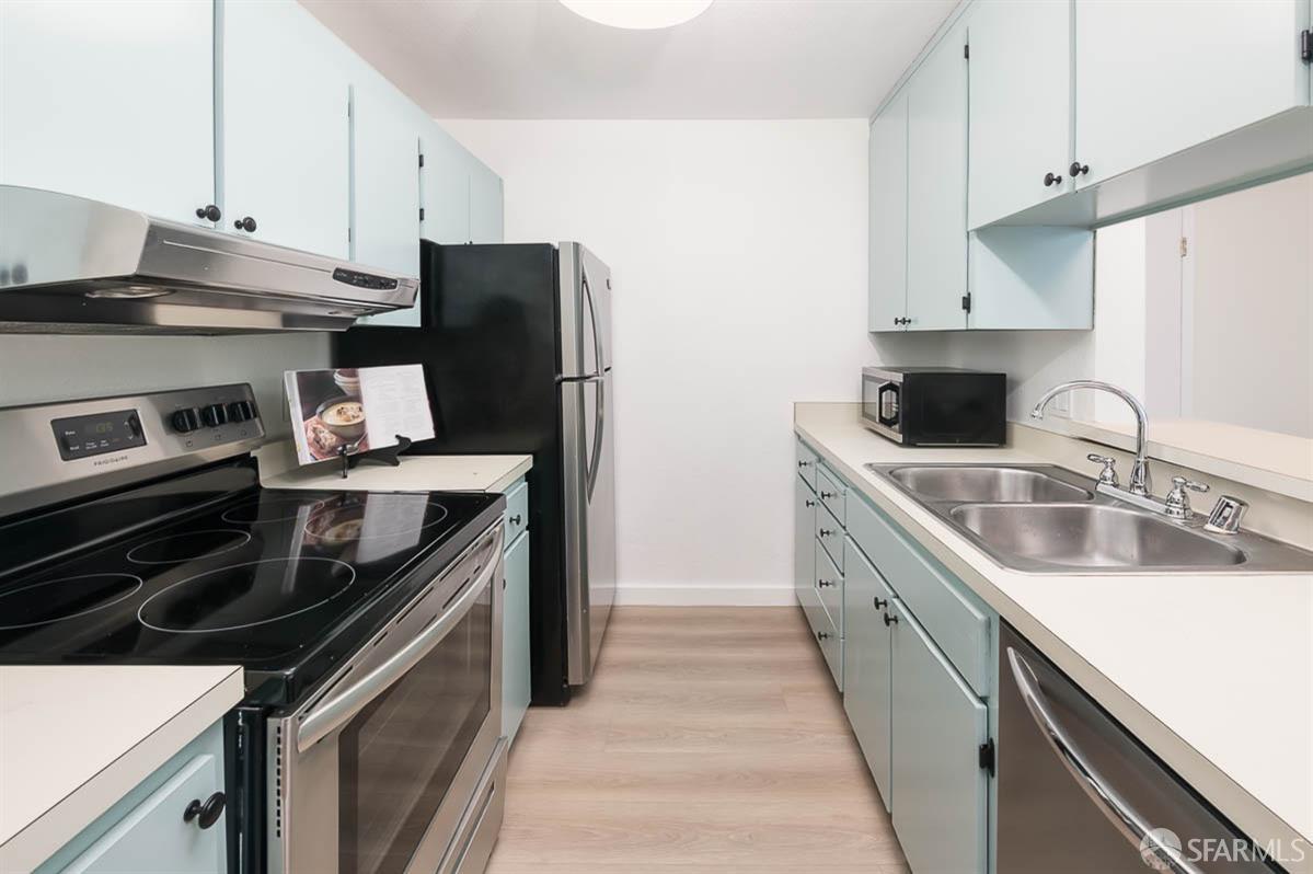 368 Imperial Way # 305