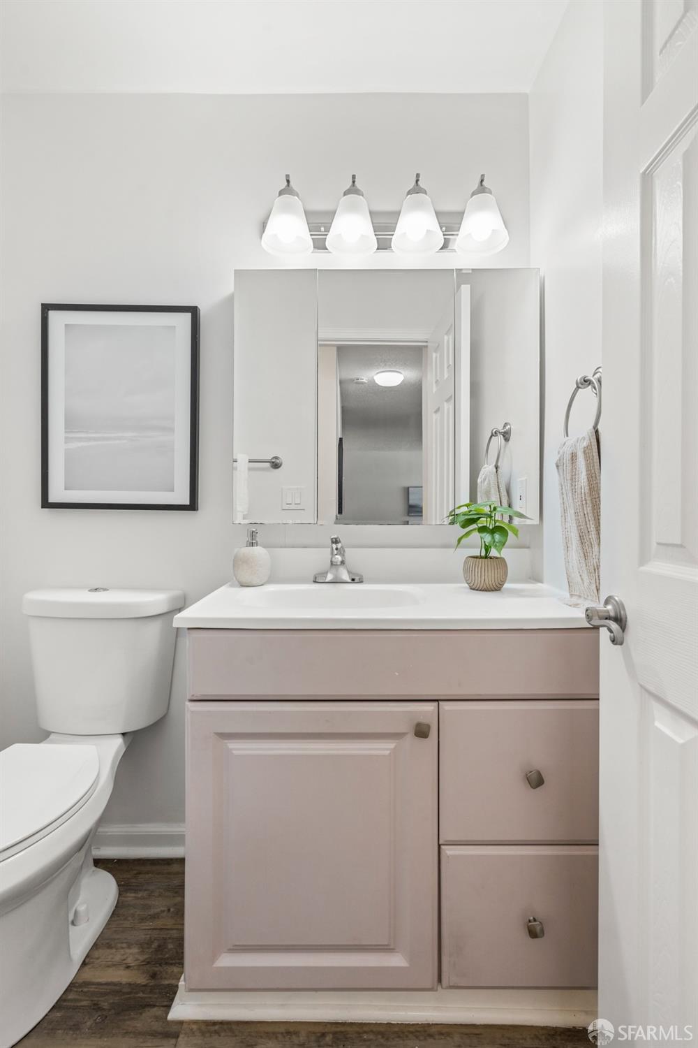 670 Fargo Avenue # 4