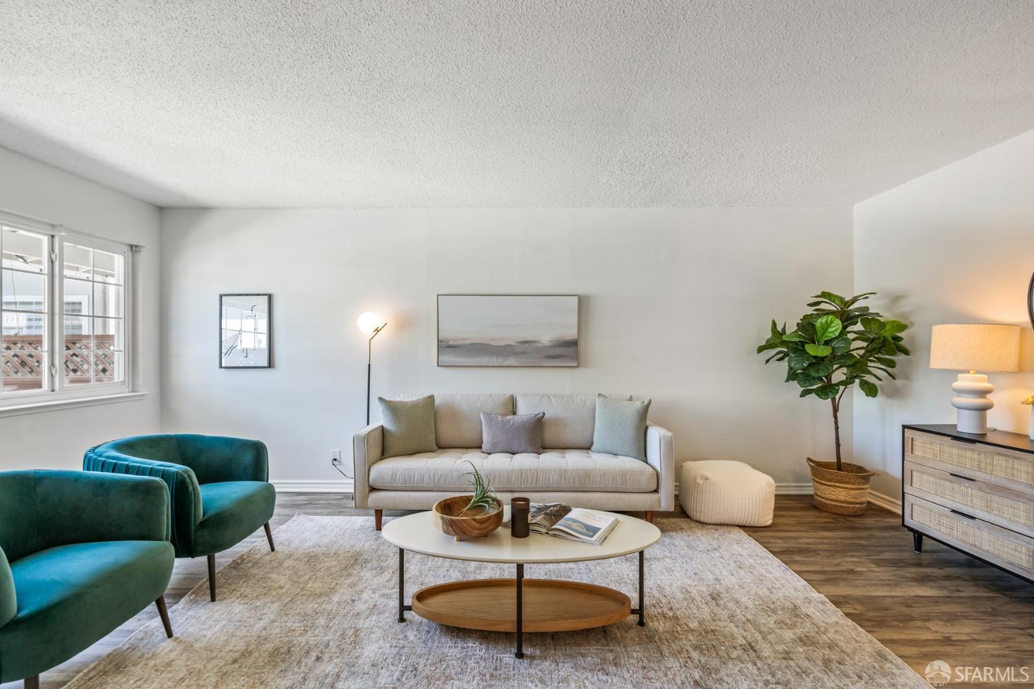 670 Fargo Avenue # 4