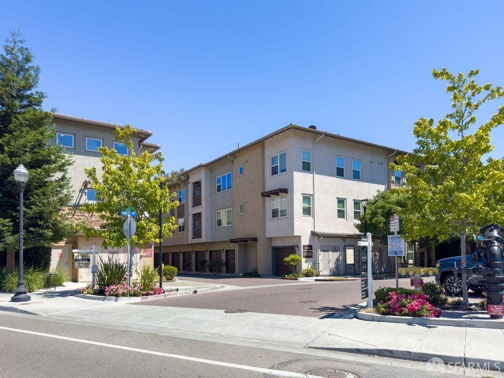 1130 Karby Terrace # 304