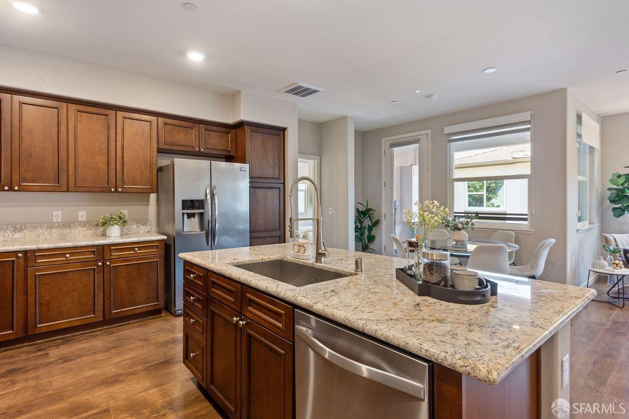 1130 Karby Terrace # 304