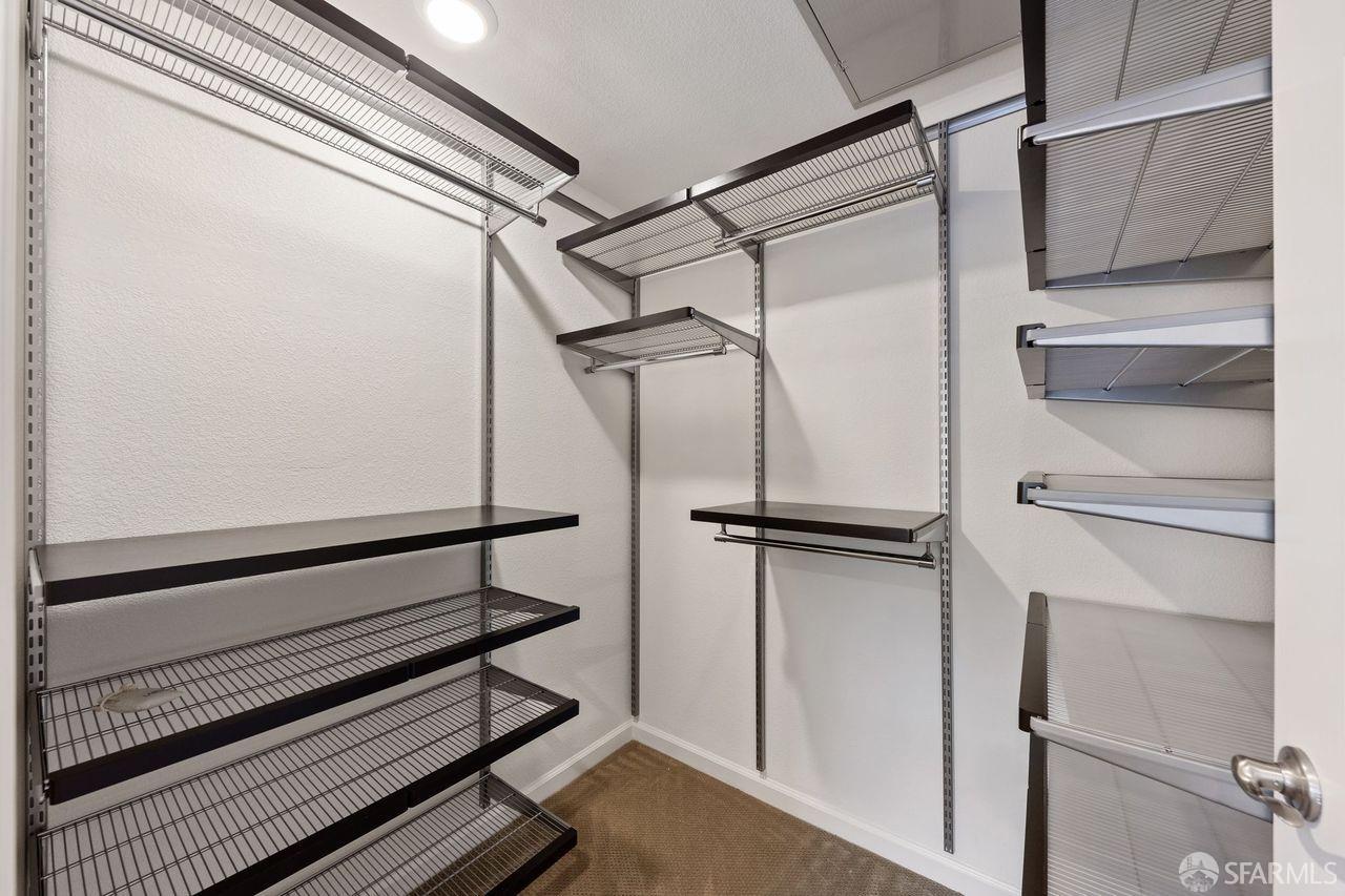 1130 Karby Terrace # 304