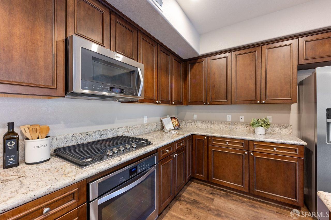 1130 Karby Terrace # 304