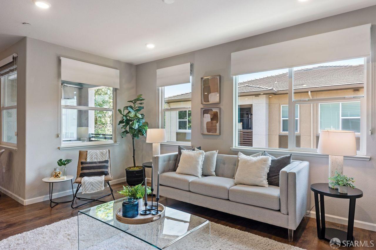 1130 Karby Terrace # 304