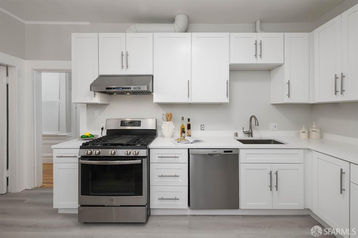 743-745 9th Avenue