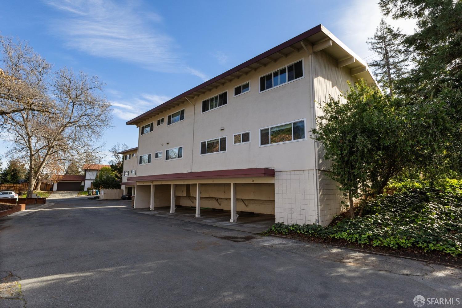 2180 Geary Road # 40