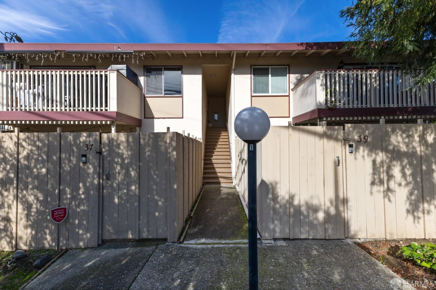 2180 Geary Road # 40