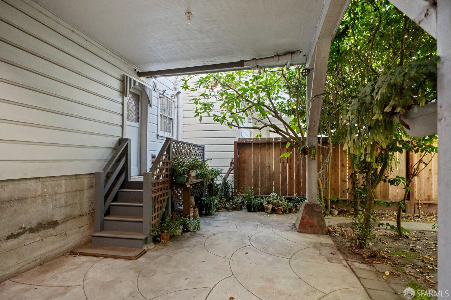427 Precita Avenue