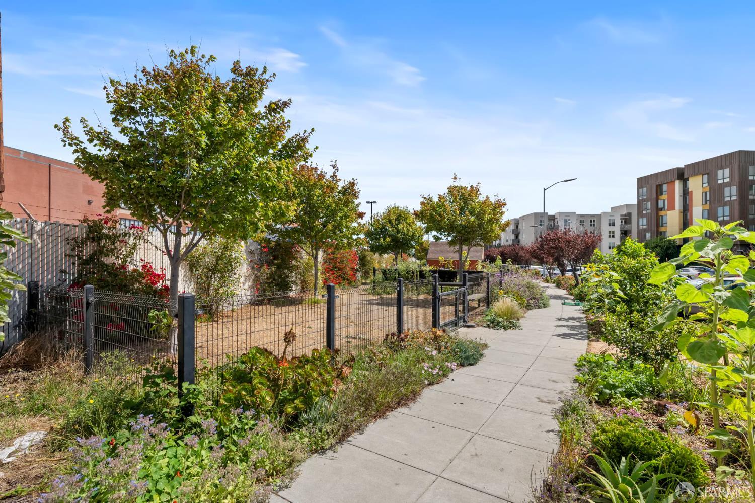 5800 3rd Street # 1121