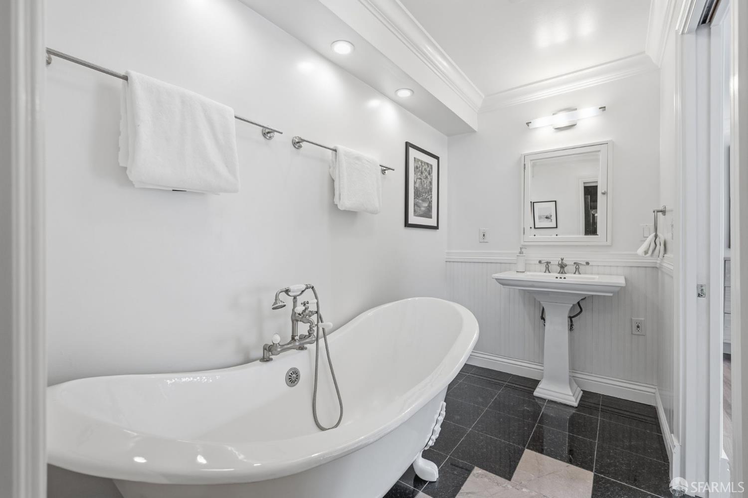 2145 Franklin Street # 1