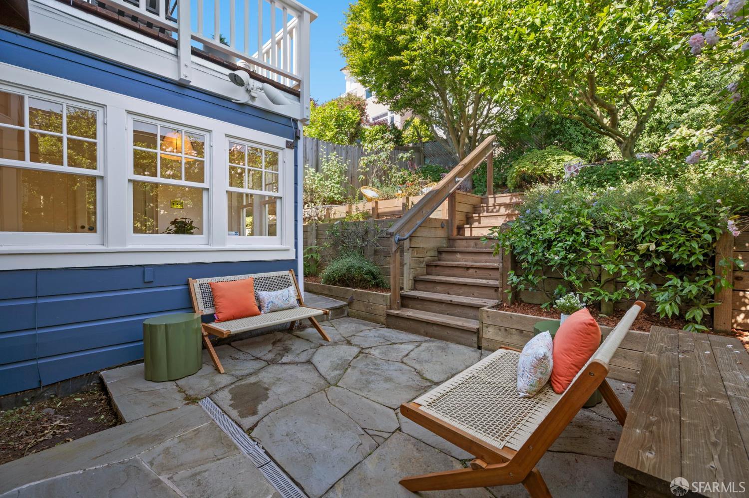 408 Roosevelt Way
