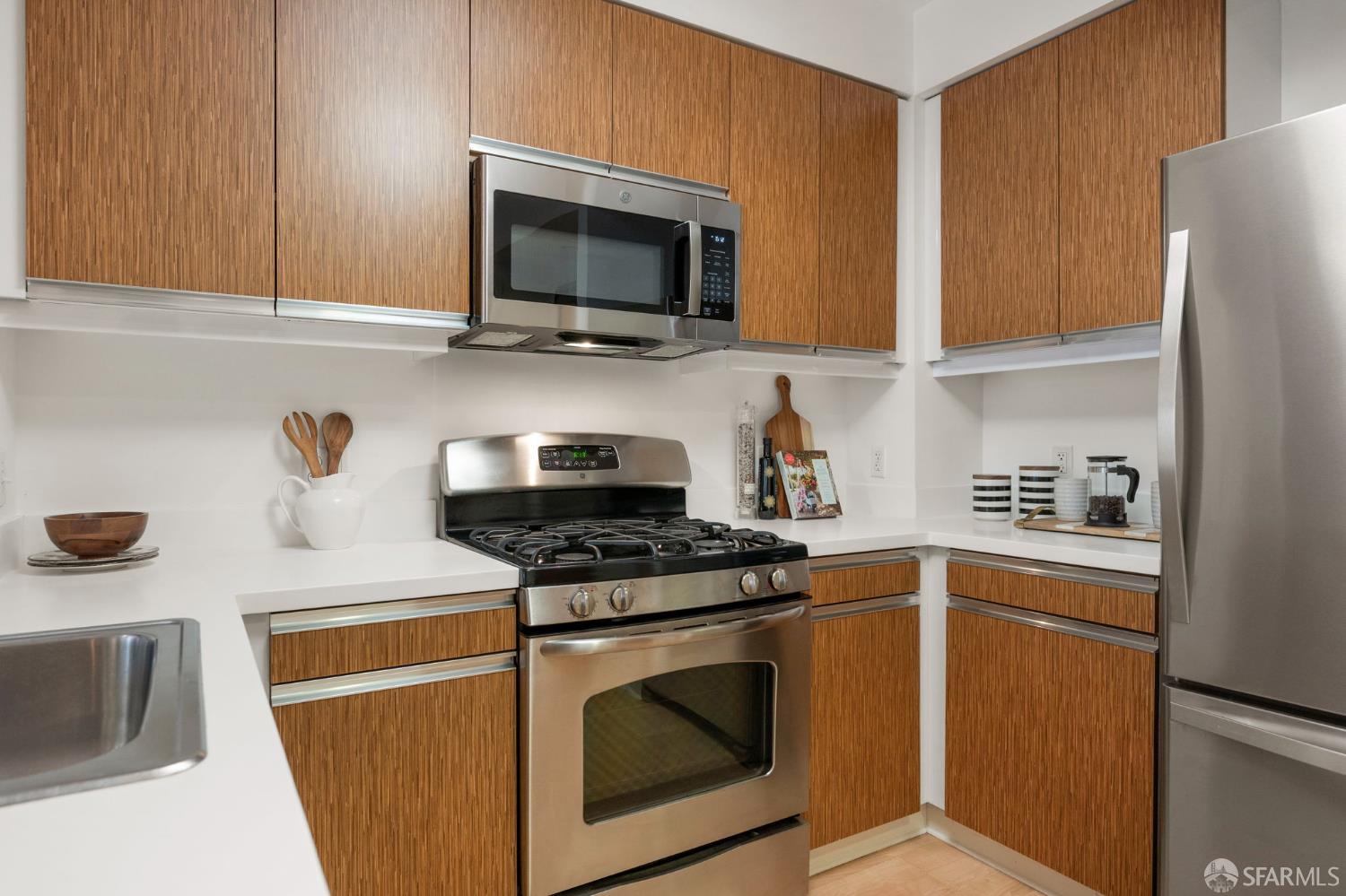 5800 3rd Street # 1111