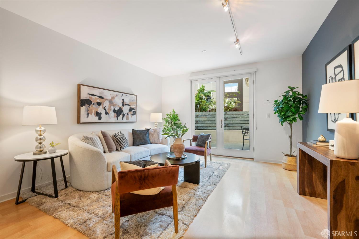 5800 3rd Street # 1111